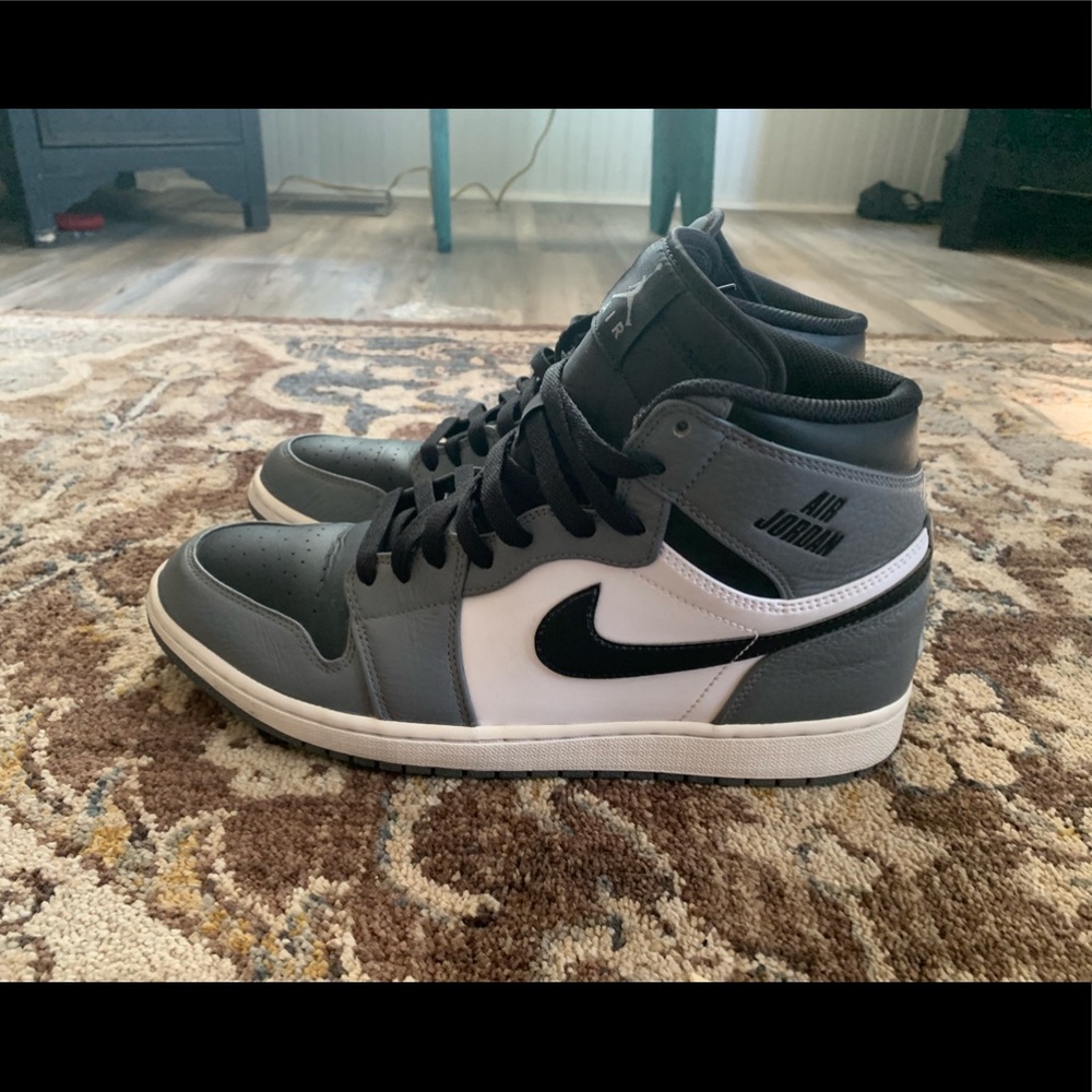 Jordan 1 Retro High Rare Air- Cool Grey
